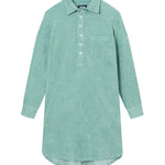 Grey-green kaftan in terry toweling fabric. With half button closure and one chest pocket